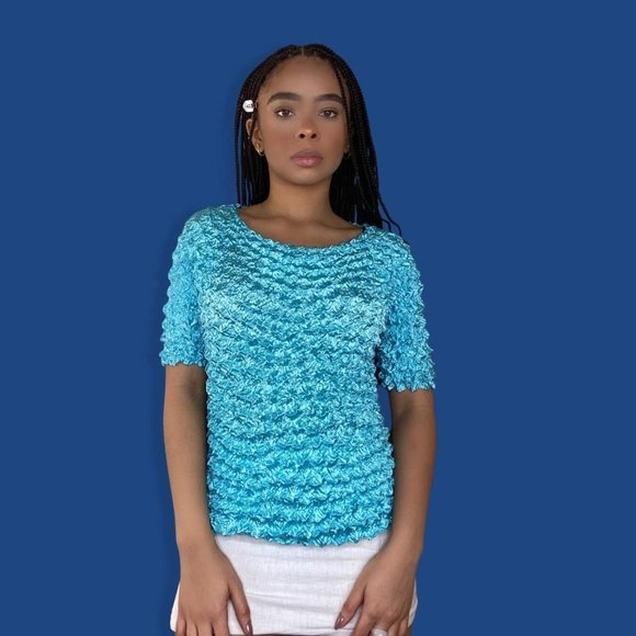 Bright Blue Popcorn Top - Picture 2 of 4